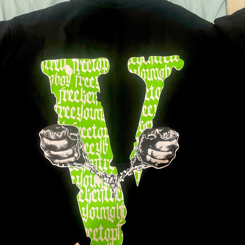 Vlone t shirt new